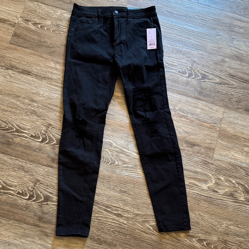 Black Distressed Jeans